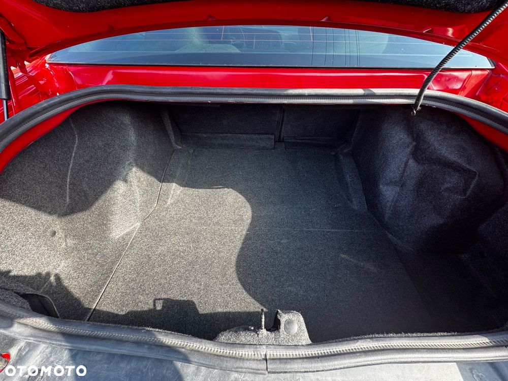 Dodge Challenger - 15