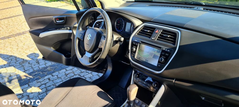 Suzuki SX4 S-Cross 1.6 Premium 4WD CVT - 28