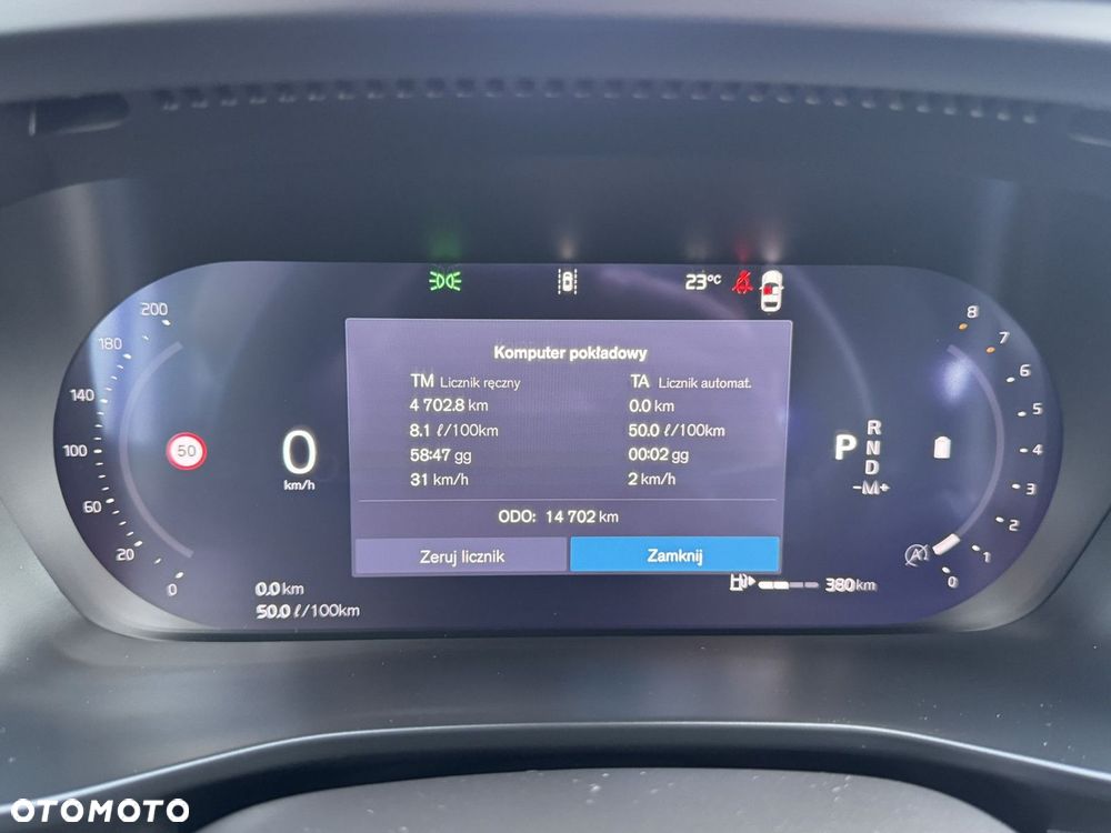 Volvo XC 40 B3 Plus Dark - 19