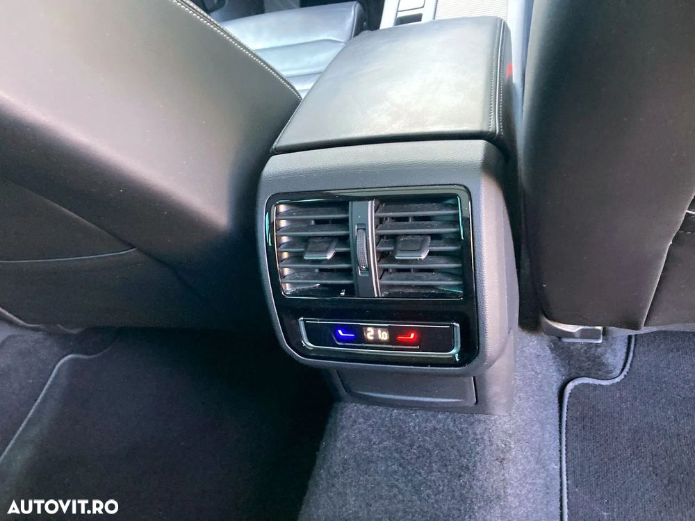Volkswagen Passat 2.0 TDI SCR DSG Elegance - 16