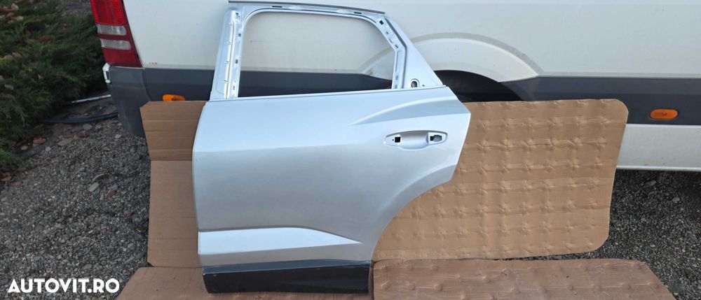 Usa stanga spate cu bandou Audi Q3 F3 Sportback 2020 2021 / 2022 2023