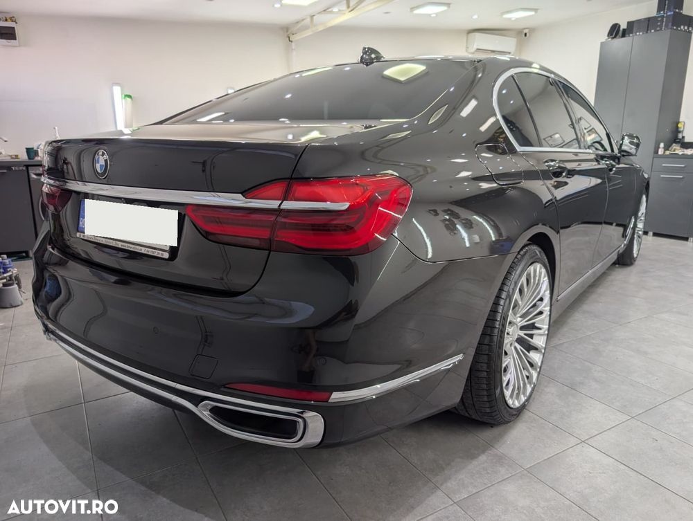 BMW Seria 7 750d xDrive - 13
