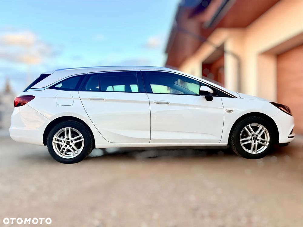 Opel Astra - 9