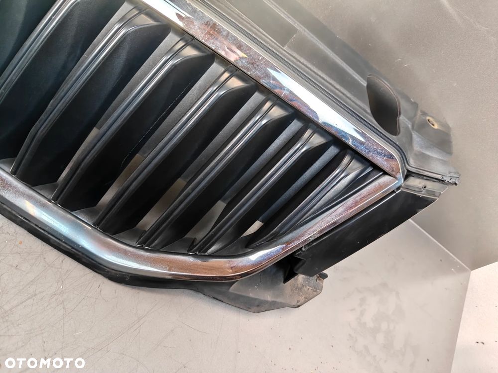 Grill Skoda Octavia 3 III Atrapa Chłodnicy Kratka 5E0853653 - 20