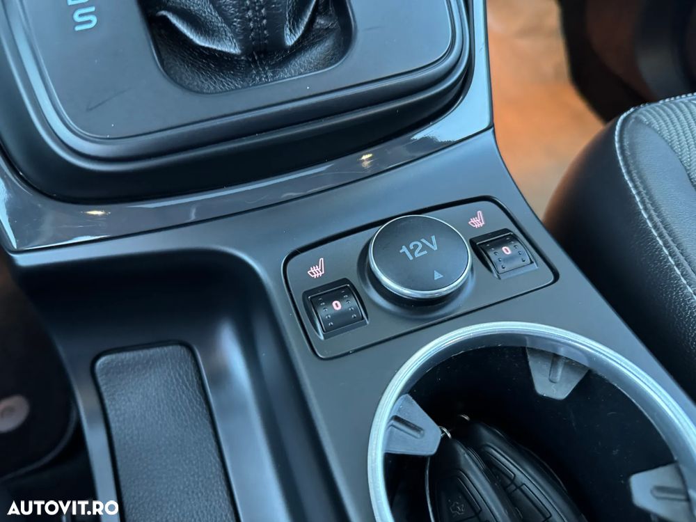 Ford Kuga 2.0 TDCi 4WD Powershift Individual - 14