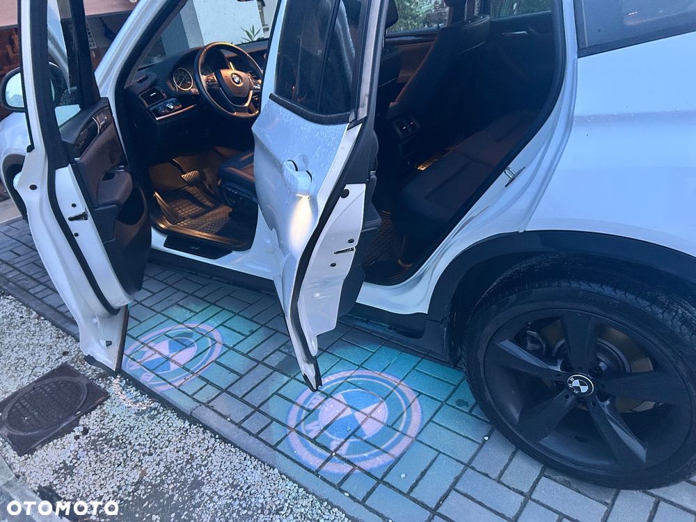 BMW X3 xDrive28i - 2