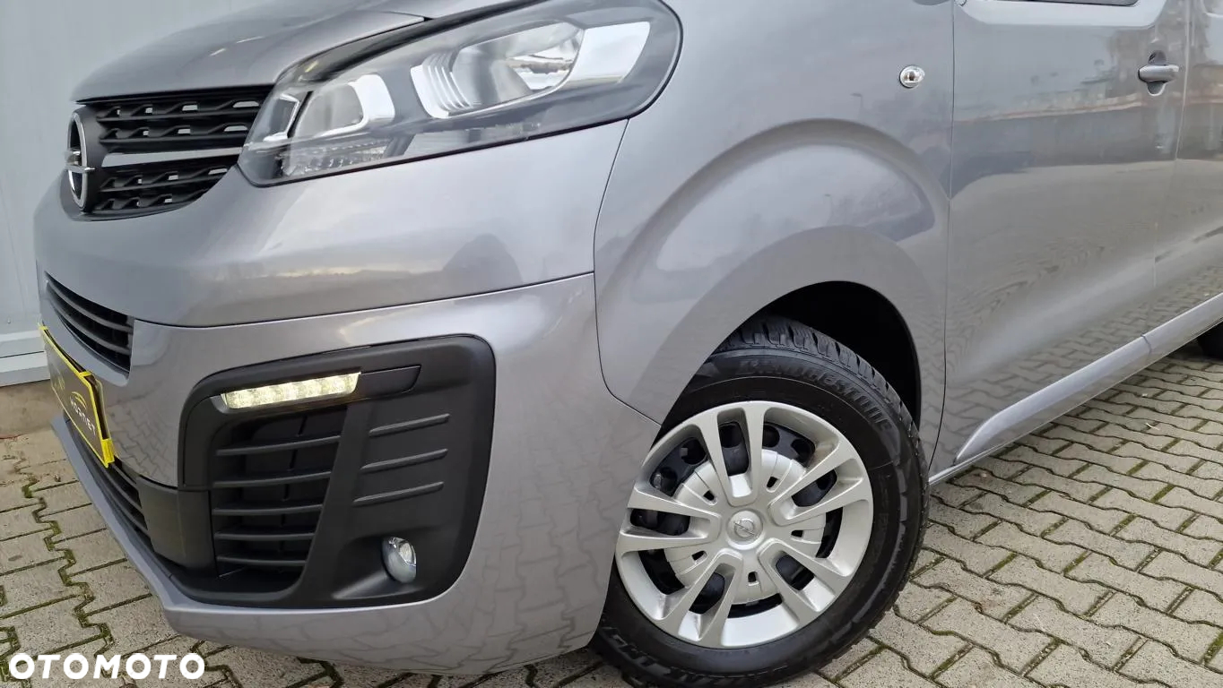 Opel Vivaro Extra Long - 12