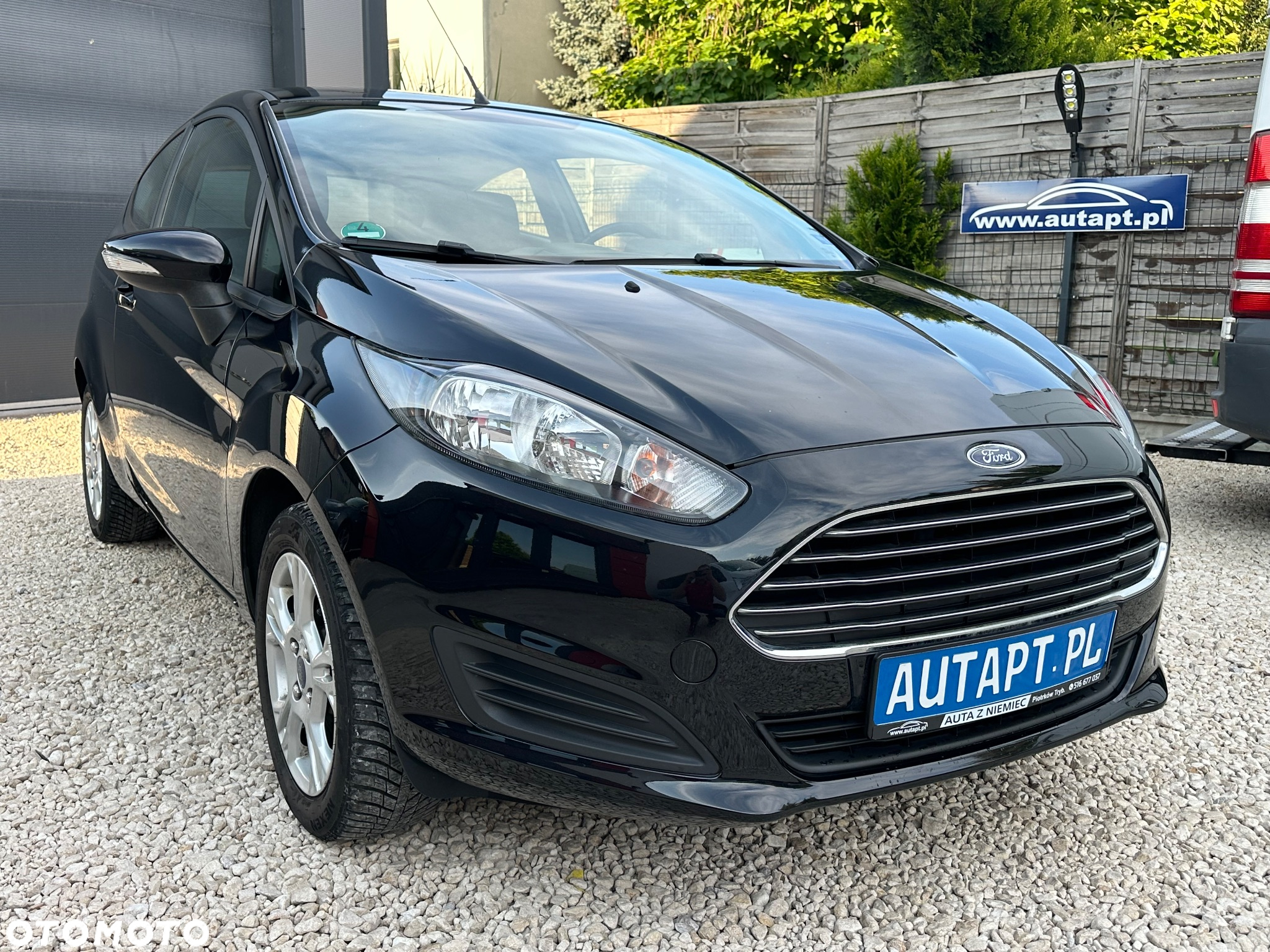 Ford Fiesta - 2