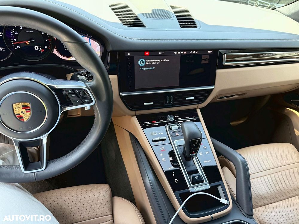 Porsche Cayenne Standard - 3