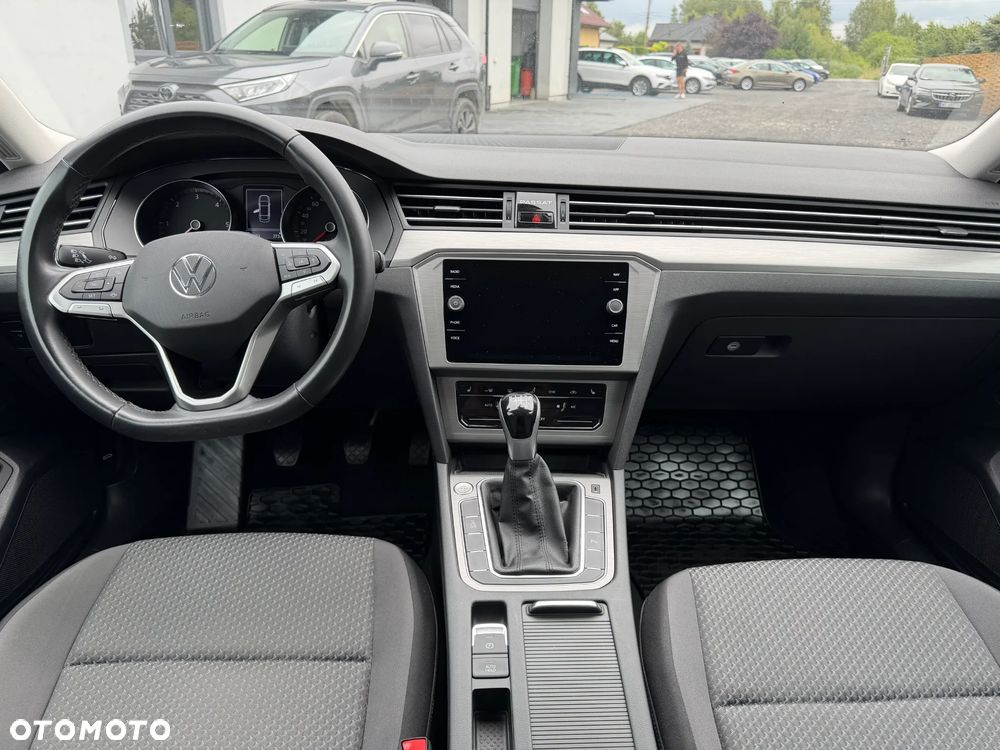 Volkswagen Passat 2.0 TDI EVO Essence - 26