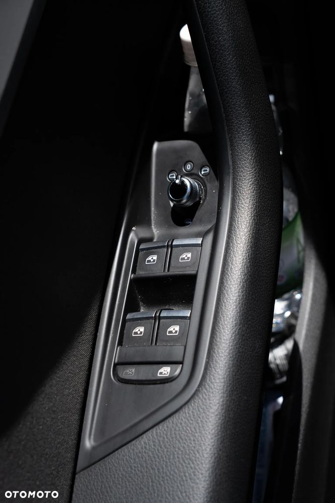 Audi A4 Avant 35 TFSI mHEV S tronic - 17