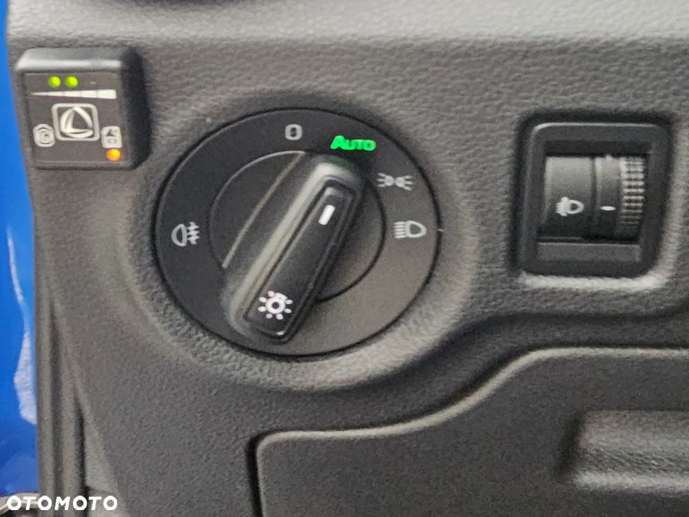 Skoda Fabia 1.0 Selection - 11