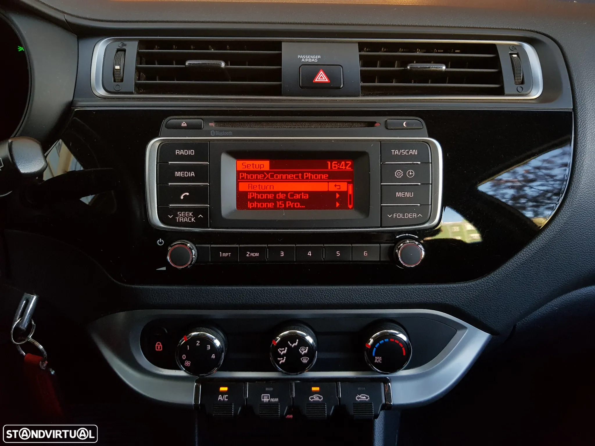 Kia Rio 1.1 CRDi TX ISG - 20