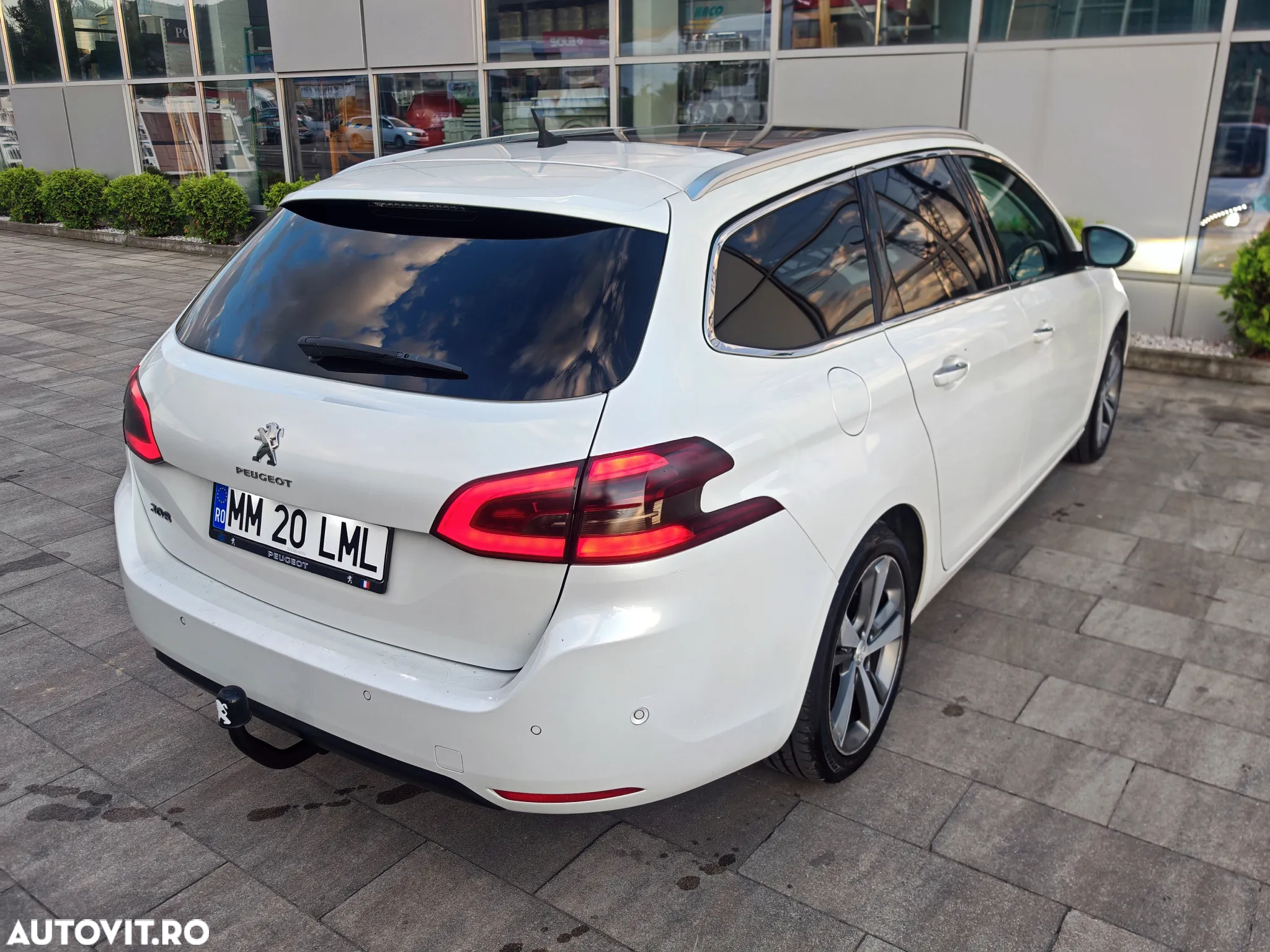 Peugeot 308 SW 1.6 e-HDI FAP STT Allure - 4
