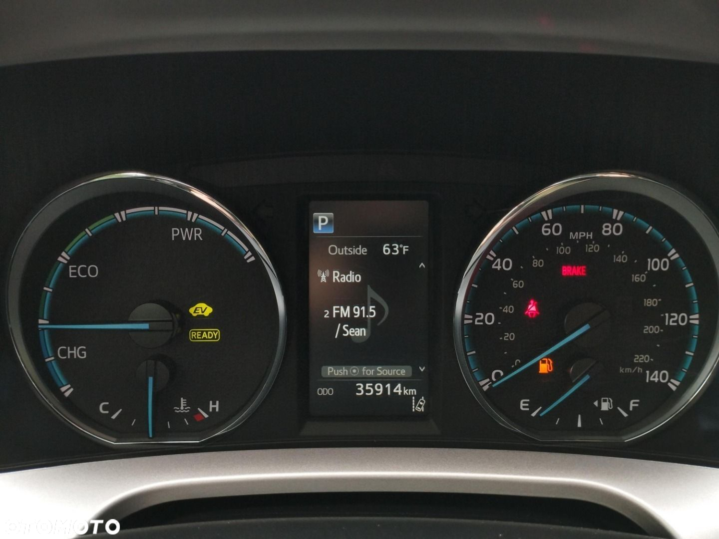Toyota RAV4 - 16
