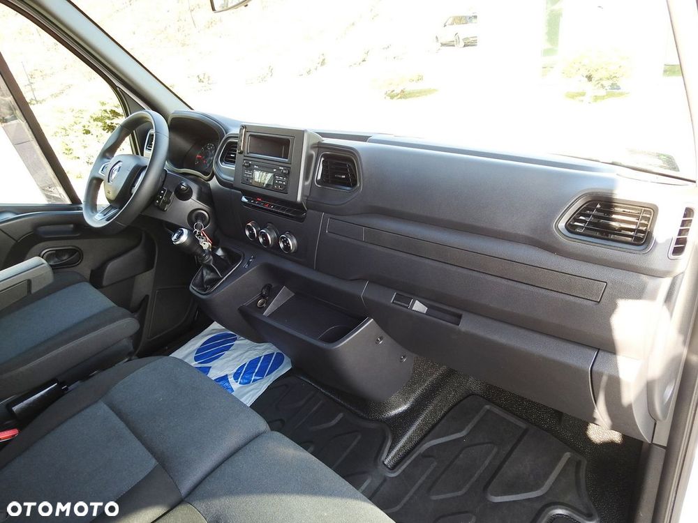 Renault MASTER  PLANDEKA 10 PALET WEBASTO TEMPOMAT LEDY PNEUMATYKA KLIMATYZACJA  165KM - 38