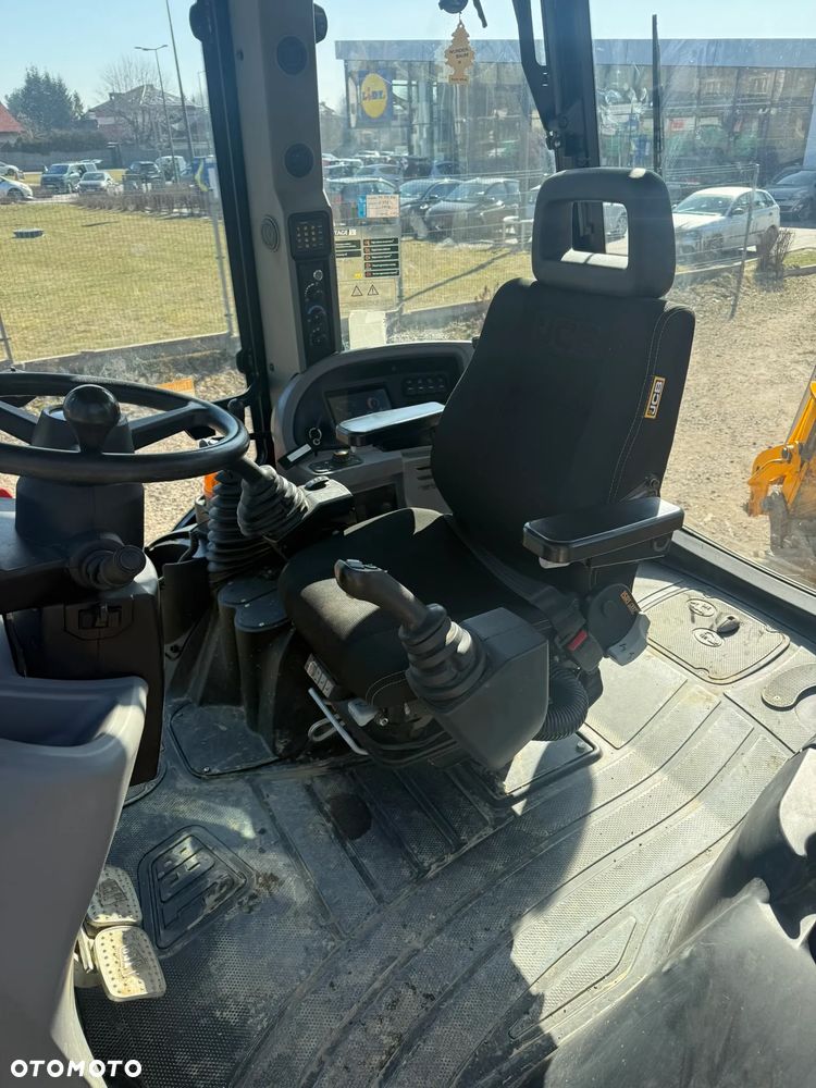 JCB JCB 3CX PLUS - Silnik 110 KM - 7