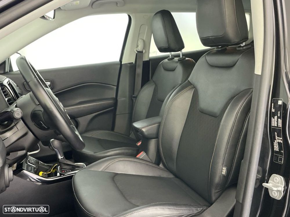 Jeep Compass 1.3 T Limited DCT - 17
