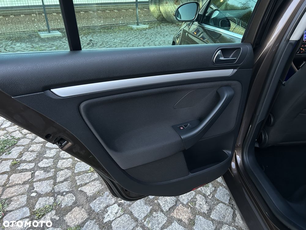 Volkswagen Golf 1.4 TSI Highline - 22