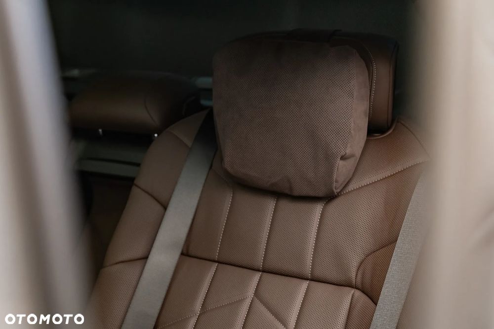 BMW Seria 7 740 xDrive mHEV sport - 34
