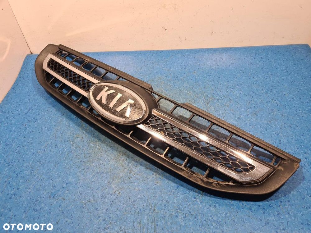 KIA SPORTAGE II LIFT ATRAPA / GRILL - 6