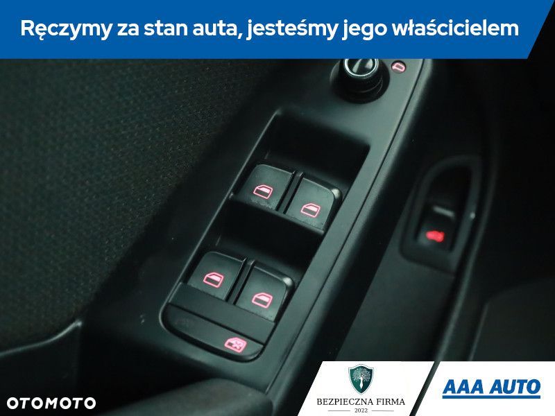 Audi A4 Limousine - 16