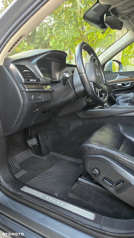 Volvo XC 90 - 14