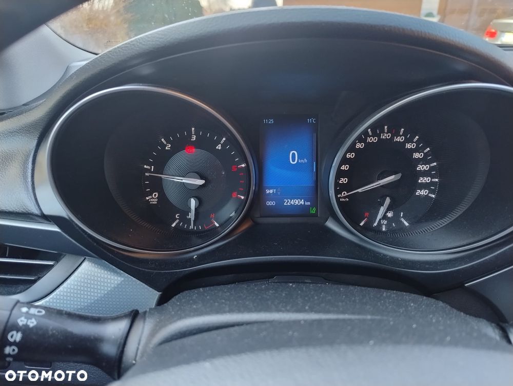 Toyota Avensis 2.0 D-4D Premium - 12