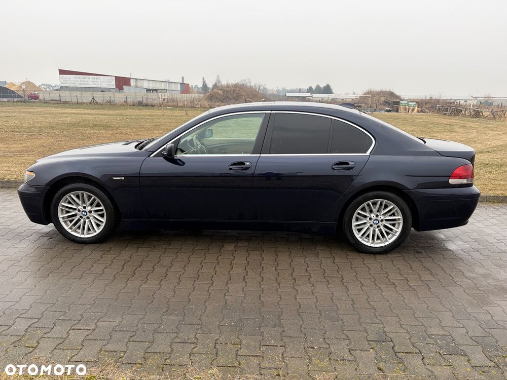 BMW Seria 7 - 8