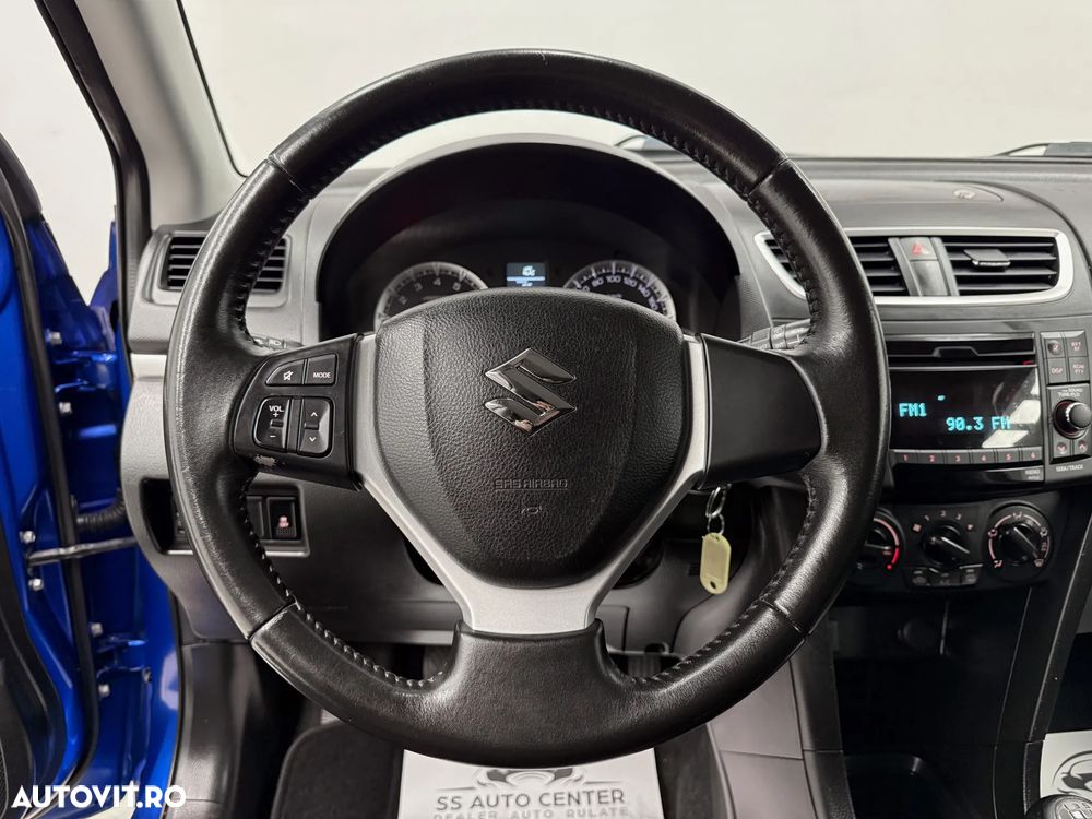 Suzuki Swift 1.2 GLX 4WD - 21