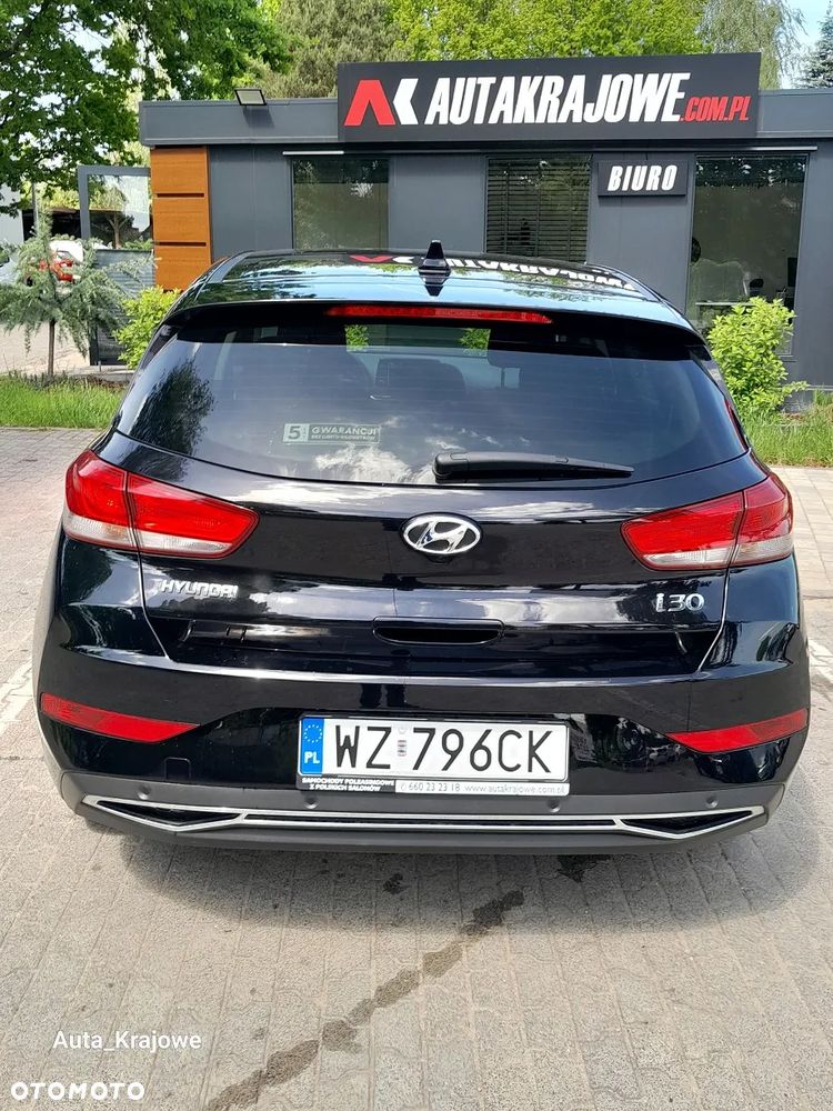Hyundai i30 1.5 DPI Smart - 6