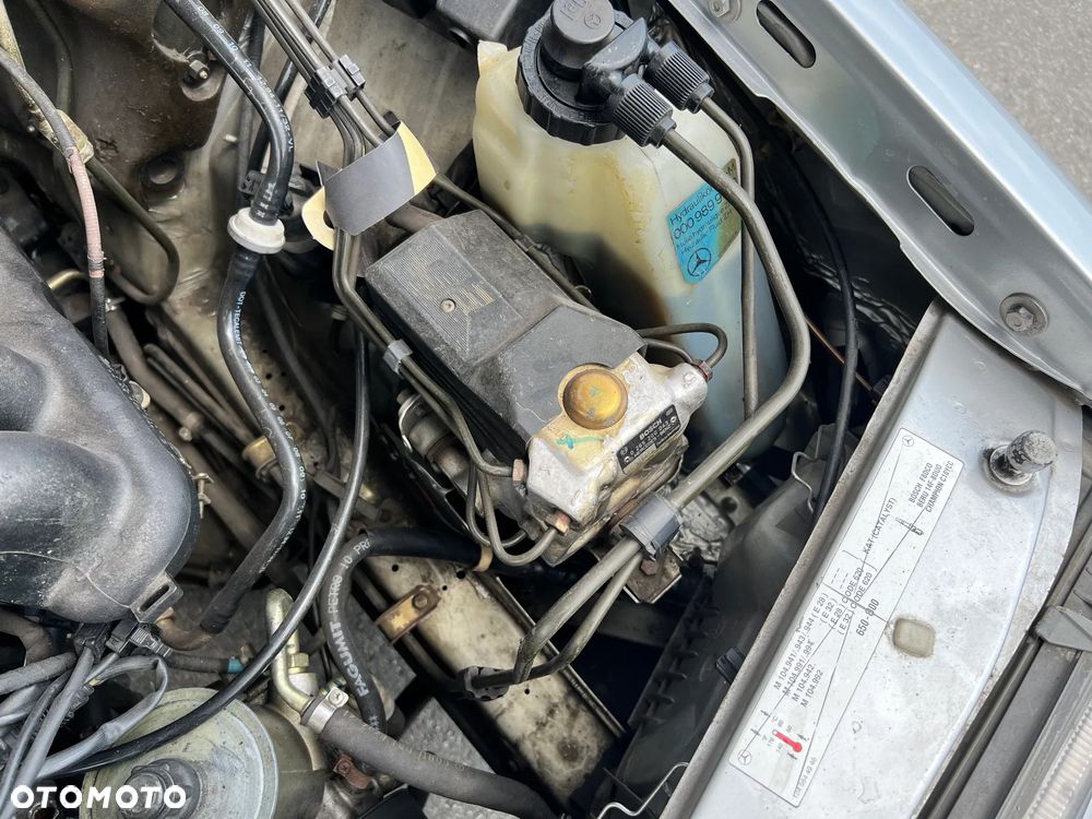 Mercedes-Benz W124 (1984-1993) - 25
