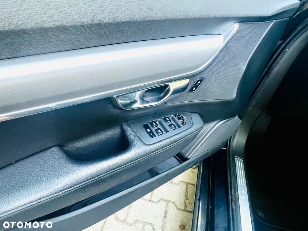Volvo V90 - 18