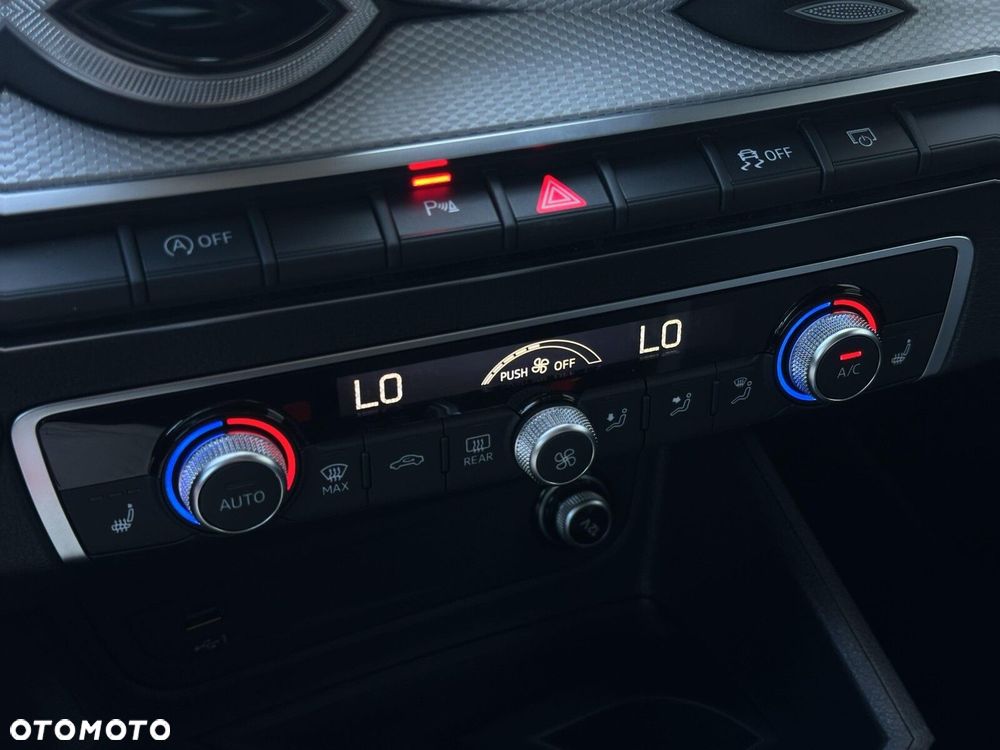 Audi Q2 - 21