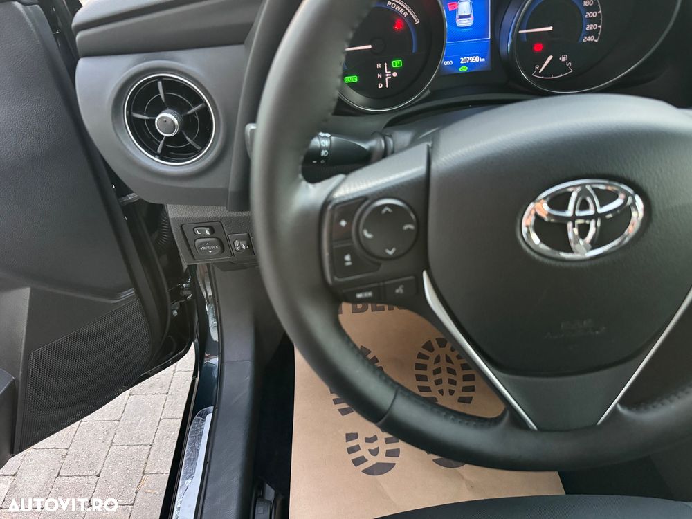 Toyota Auris 1.8 L VVT-i Hybrid Sol - 15