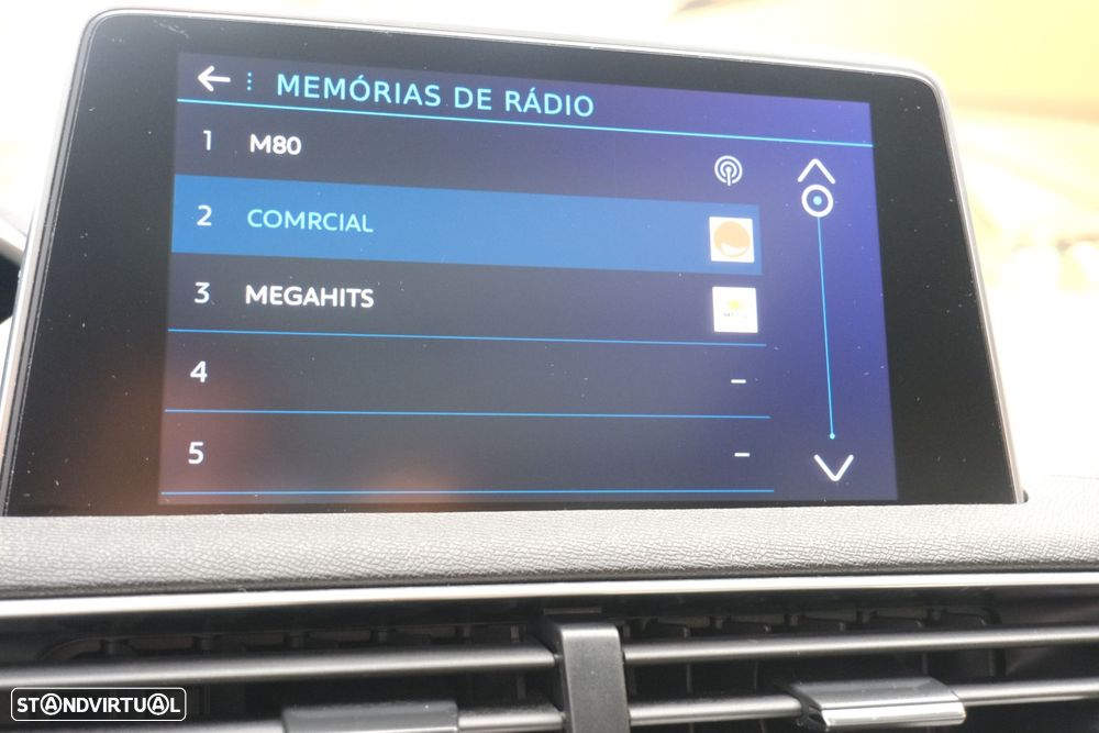 Peugeot 5008 1.2 PureTech Allure - 30