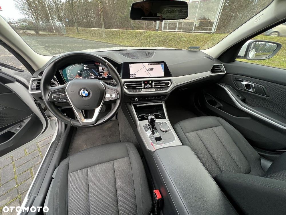 BMW Seria 3 - 13
