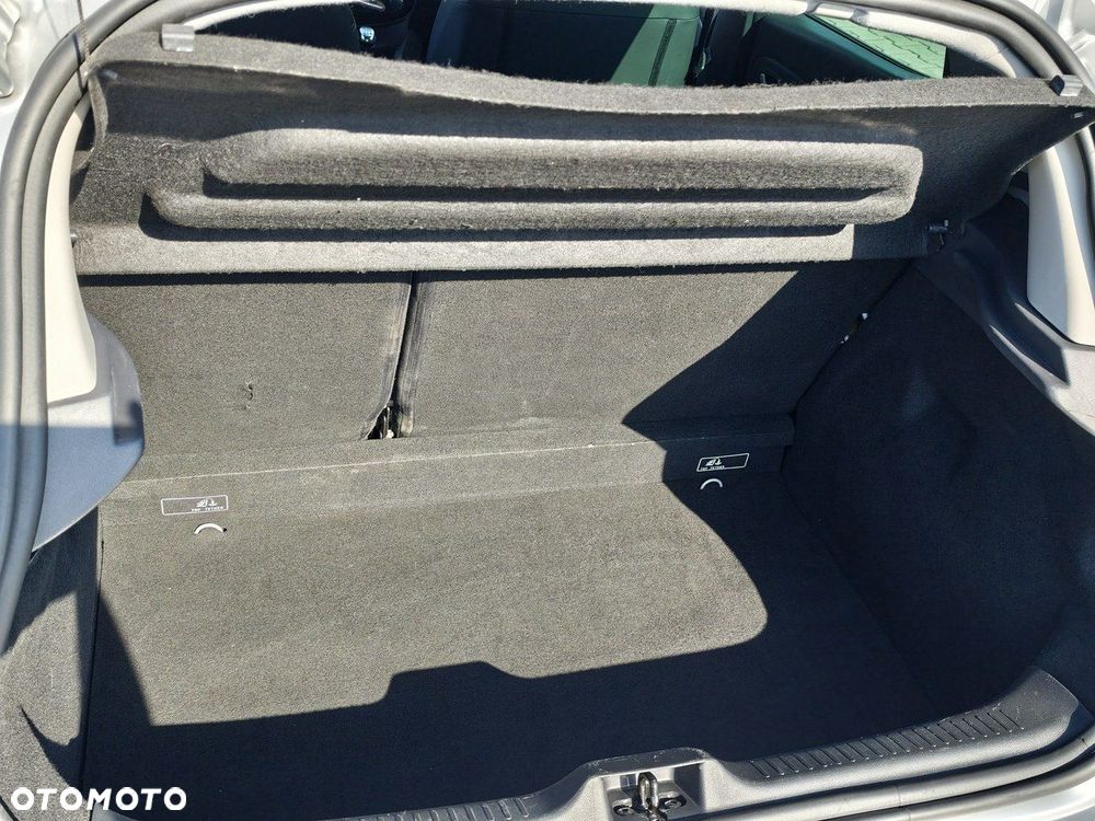 Renault Clio - 9