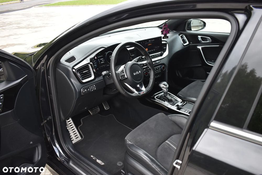 Kia ProCeed 1.5 T-GDI DCT7 OPF GT LINE - 21