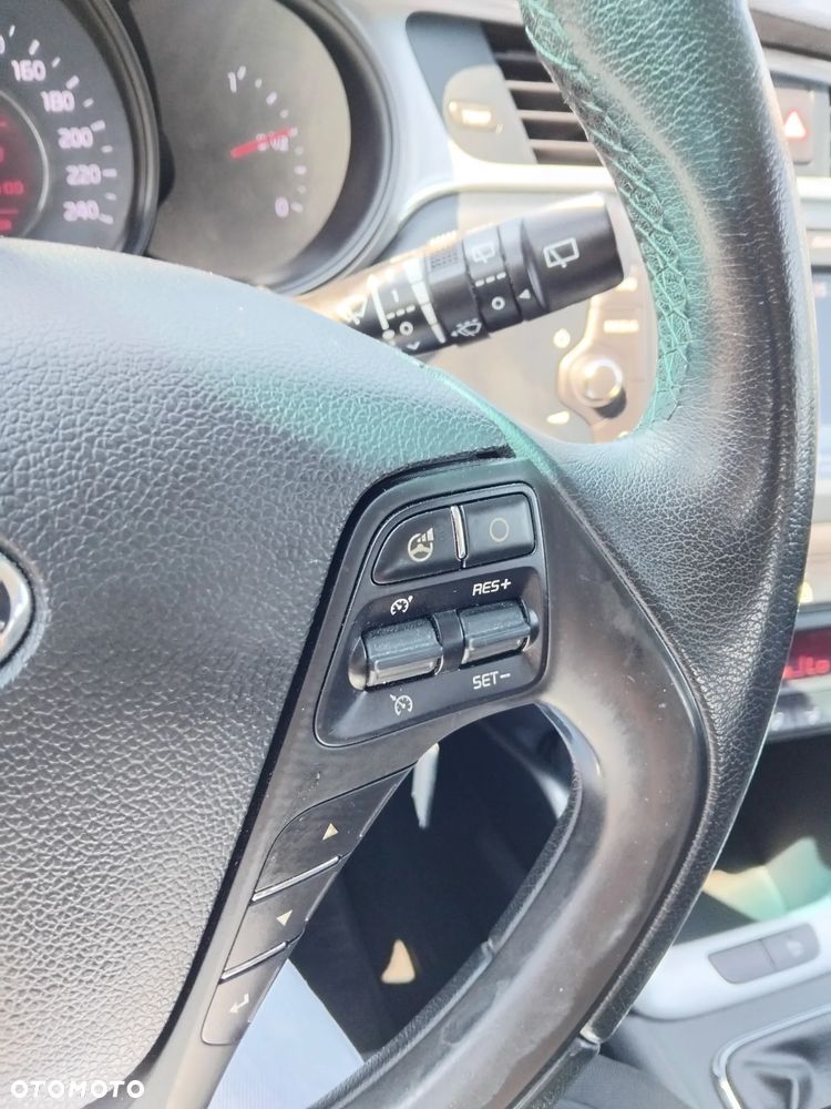 Kia Ceed 1.6 CRDi L - 13