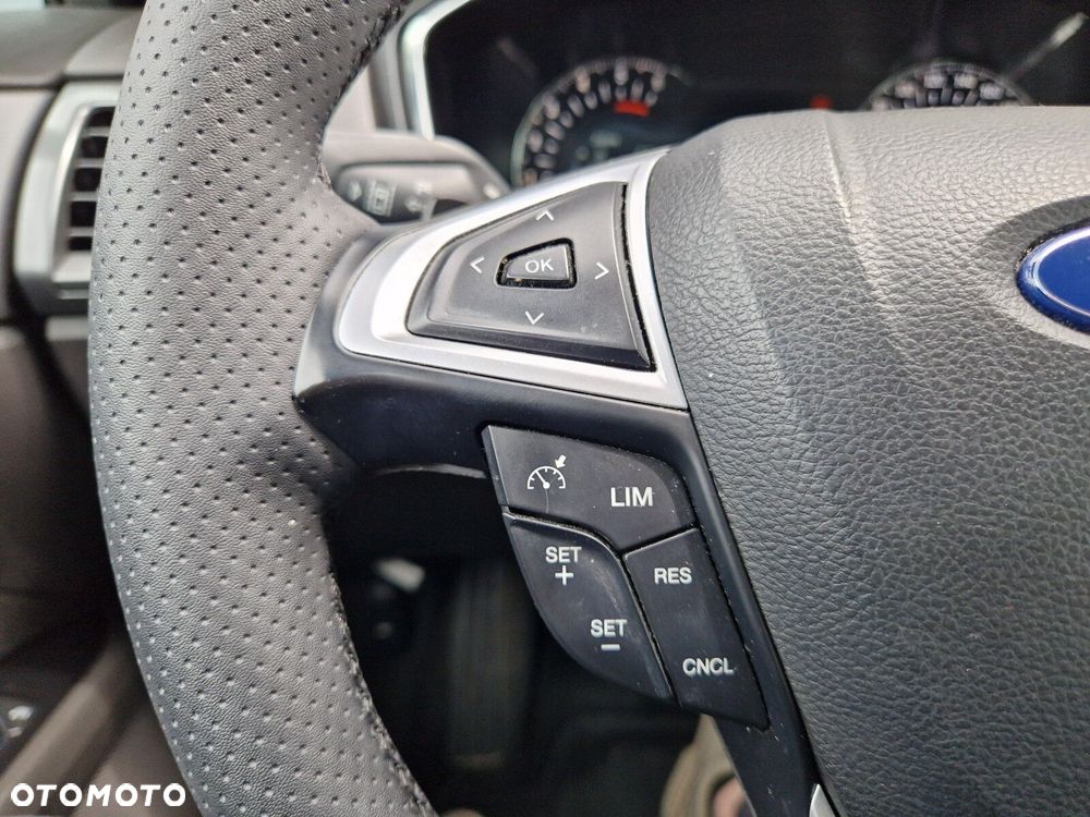 Ford Mondeo 2.0 TDCi Titanium PowerShift - 18