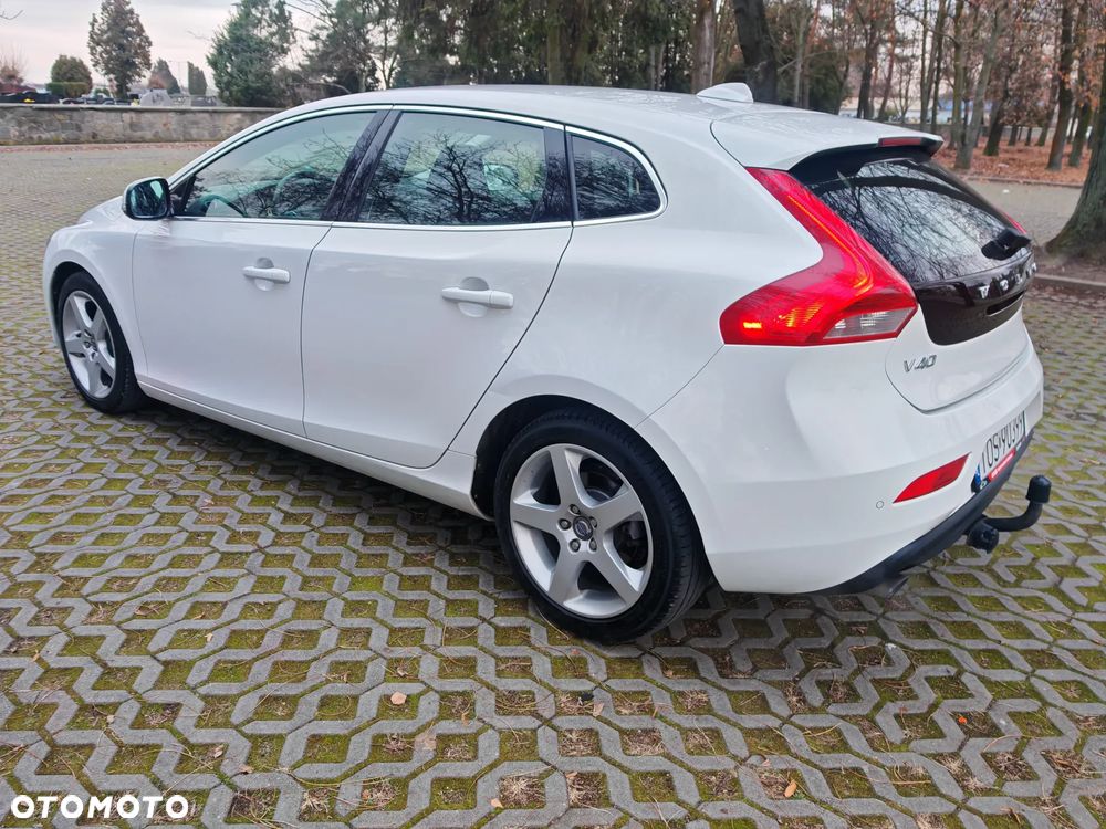 Volvo V40 T2 - 3