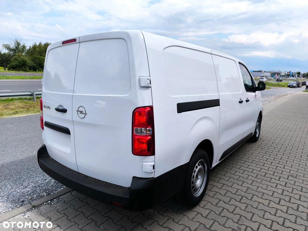 Opel Vivaro Extra Long - 4