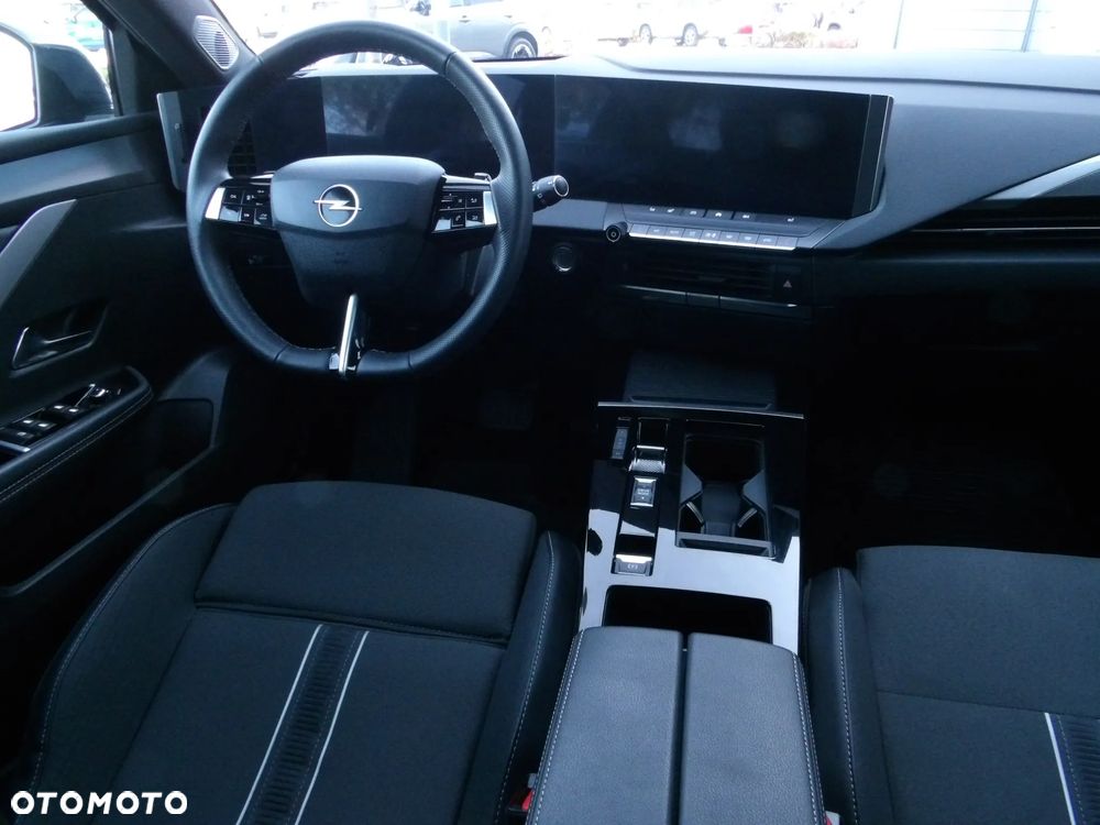 Opel Astra 1.2 T GS S&S - 23