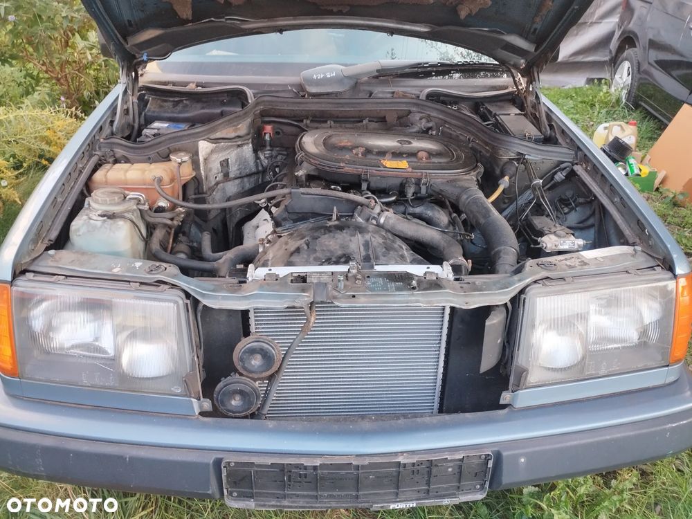 Mercedes-Benz W124 (1984-1993) - 21