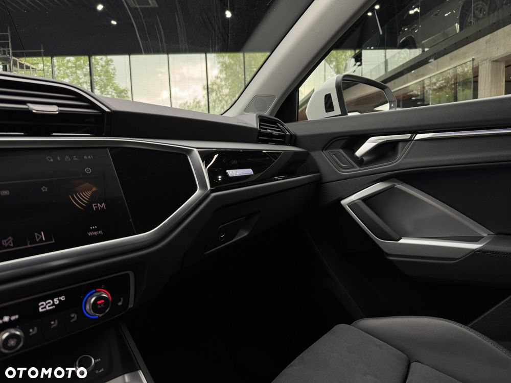 Audi Q3 35 TFSI mHEV S-Line S tronic - 29