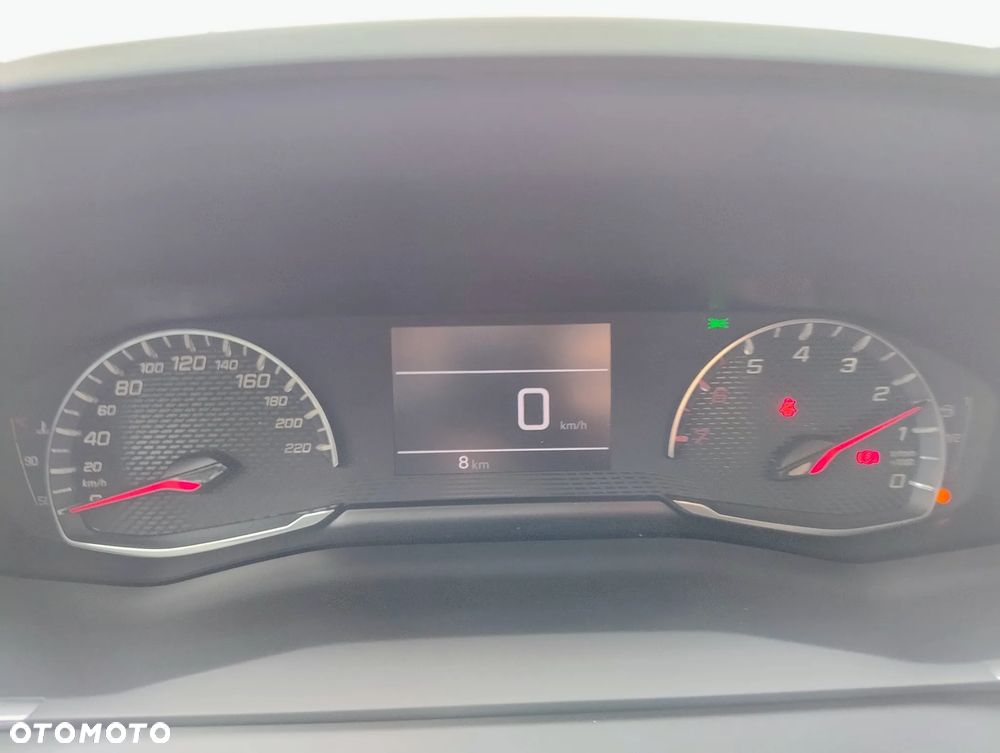 Peugeot 2008 1.2T Edition S&S - 10