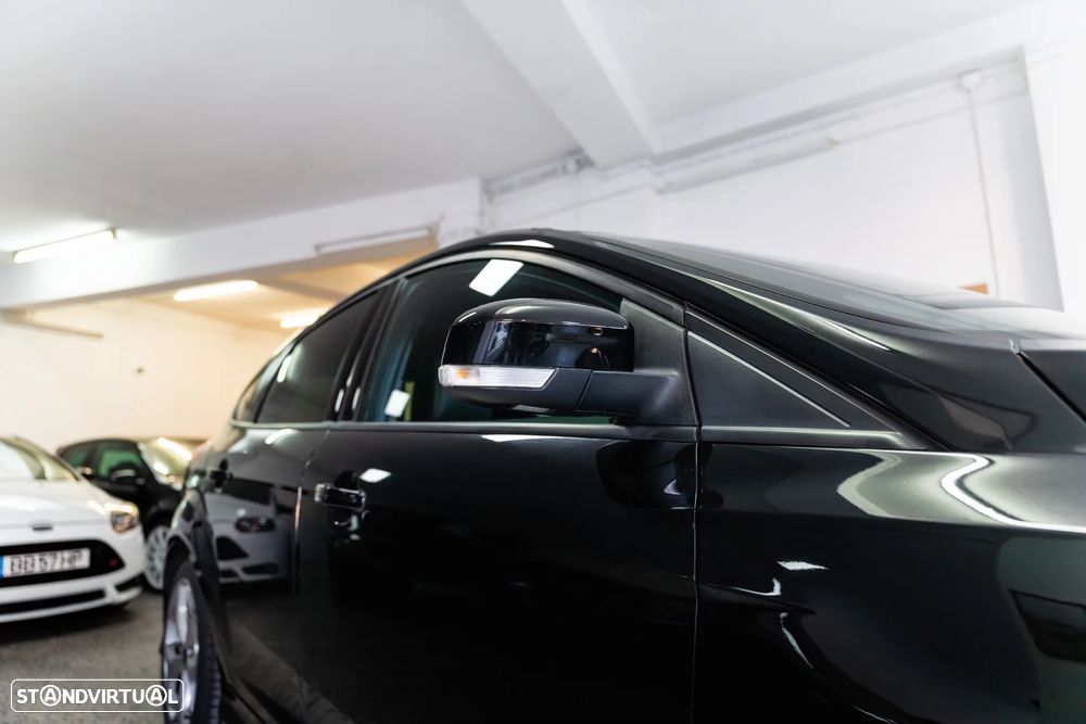 Ford Focus 2.0 EcoBoost ST c/ Pack Pele Desportiva - 16