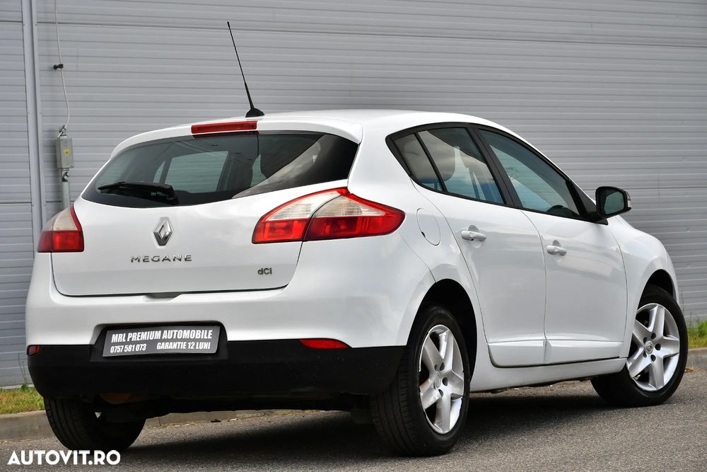 Renault Megane 1.5 dCi Dynamique Aut. - 5