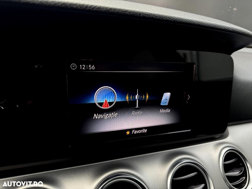 Mercedes-Benz E - 18